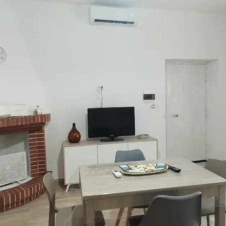 Puteoli Stop Vacation بيت للعطل *
